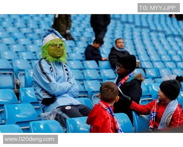 在日本街头偶遇足球明星的奇妙瞬间与精彩故事分享