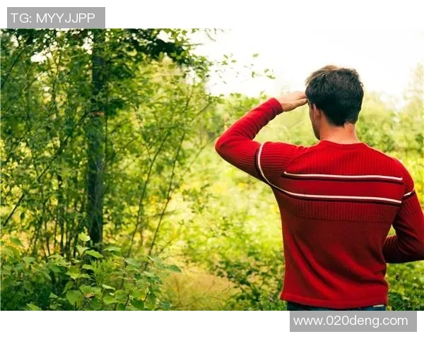 足球明星背影剪辑素材精选展现他们独特风采与激情瞬间